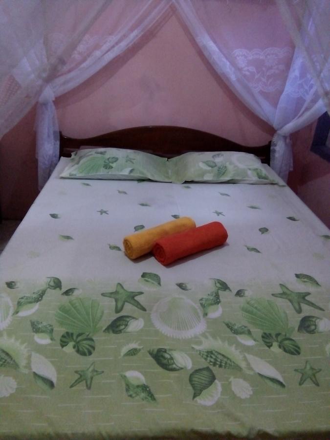 Novita Homestay Бунакен Екстер'єр фото